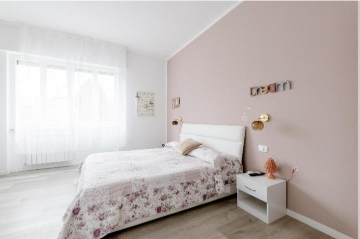 Hotel Casa Di Kiki Finale Ligure Zimmer foto